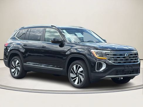 New 2026 Volkswagen Atlas SEL AWD/4WD image 1