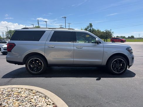 Used 2023 Ford Expedition Max Limited AWD/4WD image 5