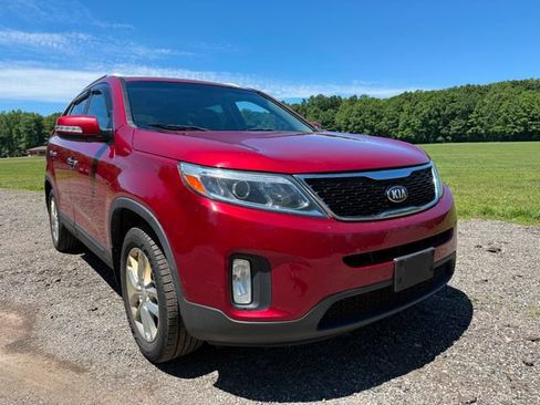 Used 2014 Kia Sorento LX w/ Touring Package (LX) FWD image 6