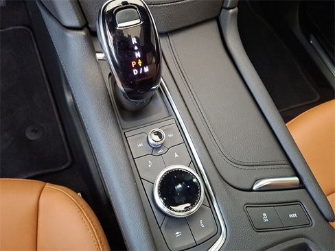 New 2025 Cadillac XT5 Premium Luxury image 9