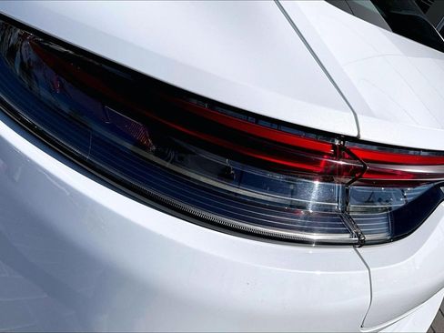 Used 2022 Porsche Panamera image 29