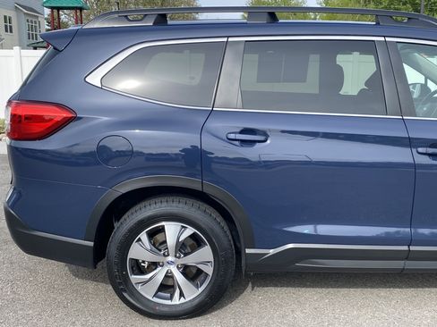 Certified 2023 Subaru Ascent Premium w/ Convenience Package AWD/4WD image 6