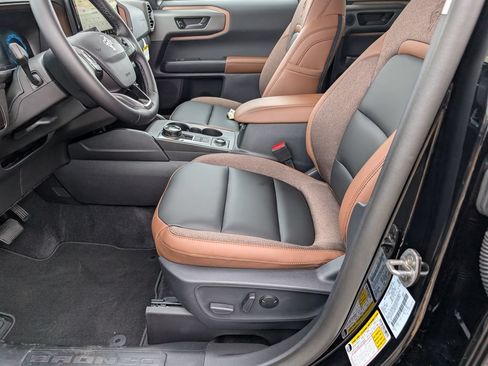 New 2025 Ford Bronco Sport Outer Banks w/ Outer Banks Tech Package+ AWD/4WD image 8