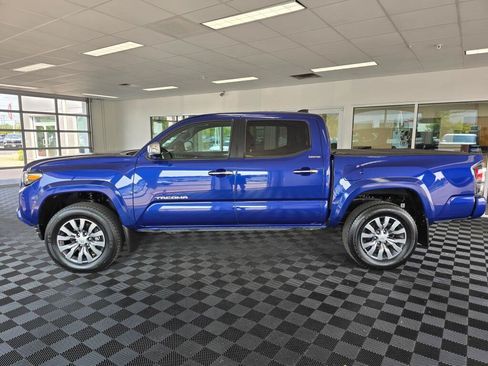 Certified 2023 Toyota Tacoma Limited AWD/4WD image 6