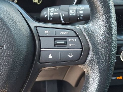 Used 2024 Honda CR-V EX image 23