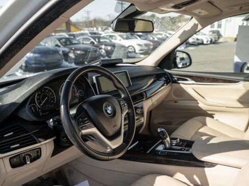 Used 2015 BMW X5 xDrive35d image 5