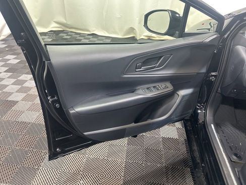 New 2026 Toyota Prius SE image 21