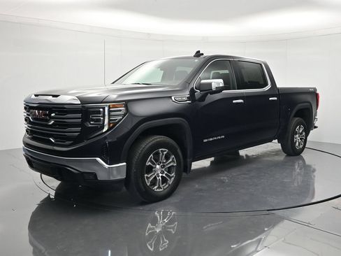 Certified 2025 GMC Sierra 1500 SLT AWD/4WD image 1