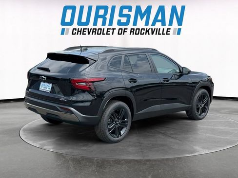 New 2026 Chevrolet Trax ACTIV w/ Sunroof Package FWD image 6