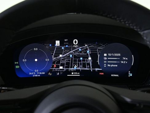 New 2025 Porsche Macan 4S Electric image 14