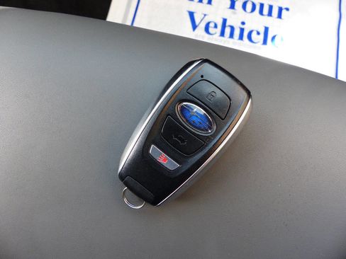 Used 2025 Subaru Outback Onyx Edition AWD/4WD image 51