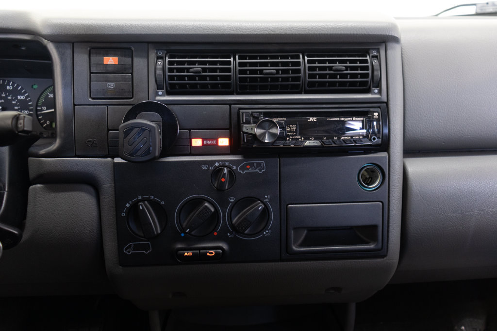 Used 1997 Volkswagen Eurovan Camper FWD image 41