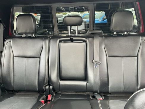 Used 2019 Ford F150 Lariat w/ Equipment Group 502A Luxury AWD/4WD image 22