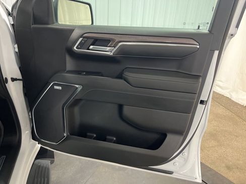 Certified 2024 Chevrolet Silverado 1500 LTZ AWD/4WD image 22
