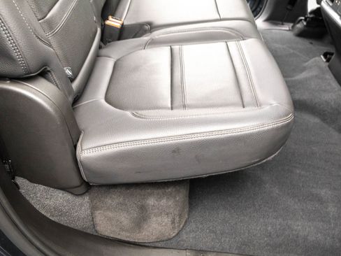 Used 2020 GMC Sierra 3500 Denali w/ Denali Ultimate Package image 37