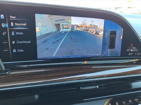 Used 2023 Cadillac Escalade Premium Luxury AWD/4WD image 33