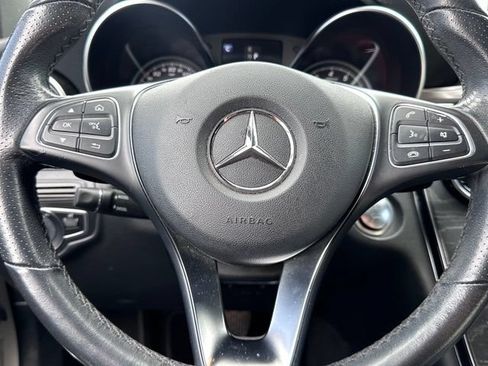 Certified 2019 Mercedes-Benz GLC 300 image 18
