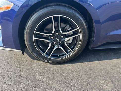 Used 2019 Ford Mustang Premium RWD image 9
