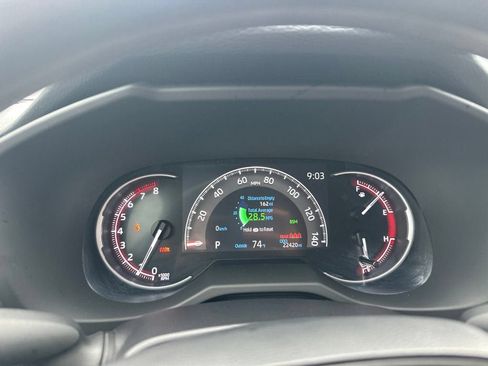 Used 2024 Toyota RAV4 XLE AWD/4WD image 17