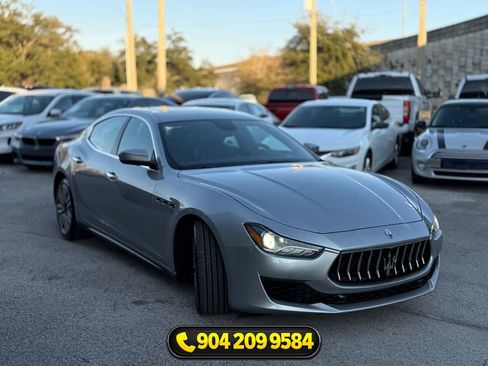 Used 2018 Maserati Ghibli RWD image 9