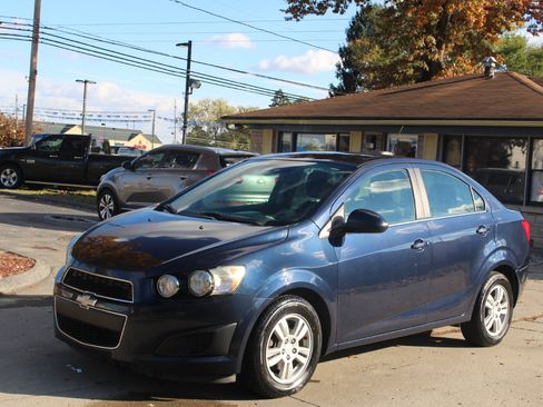 Used 2015 Chevrolet Sonic LT w/ Advanced Safety Package image 5