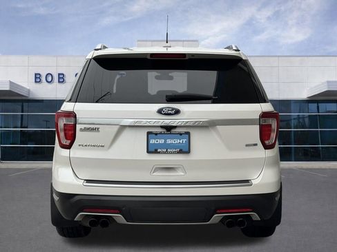 Used 2018 Ford Explorer Platinum image 37