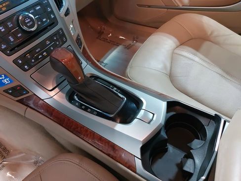 Used 2008 Cadillac CTS 3.6 w/ Wood Trim Package image 22