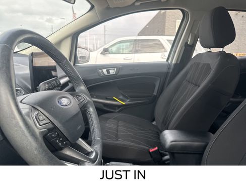 Used 2019 Ford EcoSport SE w/ SE Convenience Package image 29