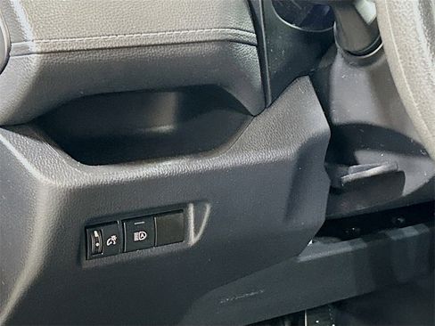 Used 2023 Toyota RAV4 LE image 8