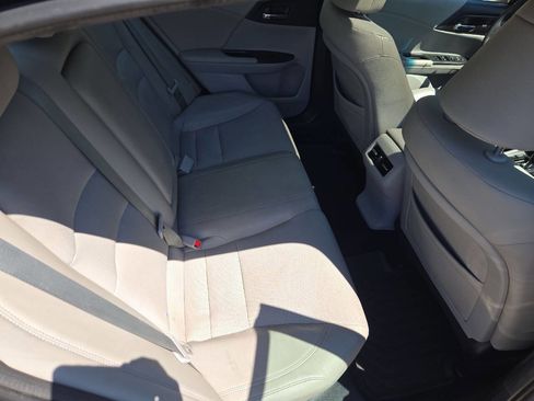 Used 2014 Honda Accord Touring image 25