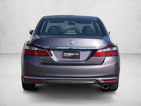 Used 2017 Honda Accord LX image 7