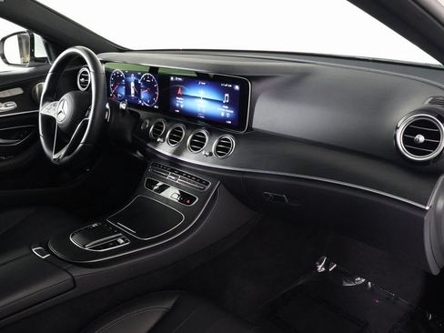 Used 2022 Mercedes-Benz E 350 Sedan image 9