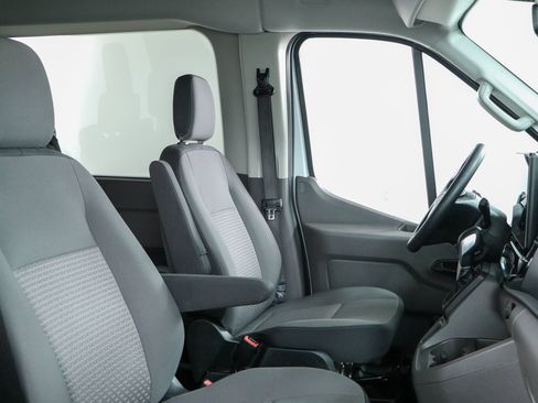 Used 2025 Ford Transit 350 XLT RWD image 25