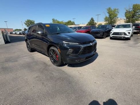 Certified 2024 Chevrolet Blazer RS AWD/4WD image 2