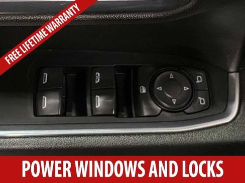 Used 2024 Chevrolet Silverado 1500 LT w/ Z71 Off-Road Package AWD/4WD image 10