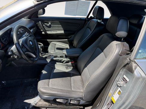 Used 2011 BMW 128i Convertible RWD image 10