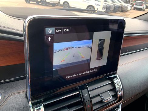 Used 2018 Lincoln Navigator L Reserve w/ Technology Package image 26