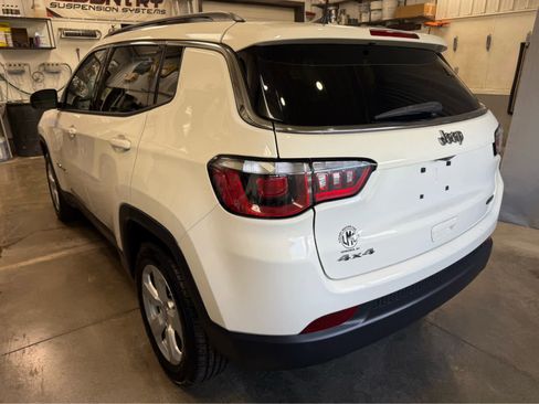 Used 2020 Jeep Compass Latitude AWD/4WD image 7