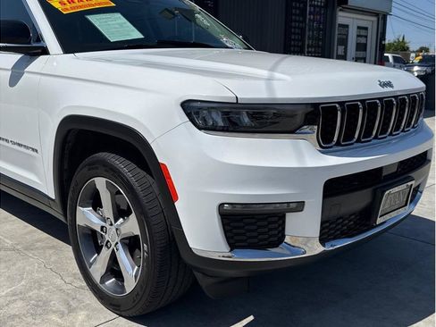 Used 2021 Jeep Grand Cherokee L Limited AWD/4WD image 47