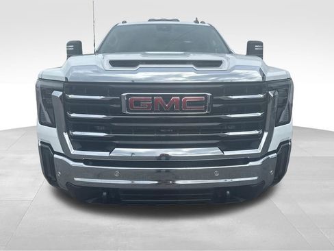 New 2026 GMC Sierra 2500 SLE w/ SLE Value Package; AWD/4WD image 3