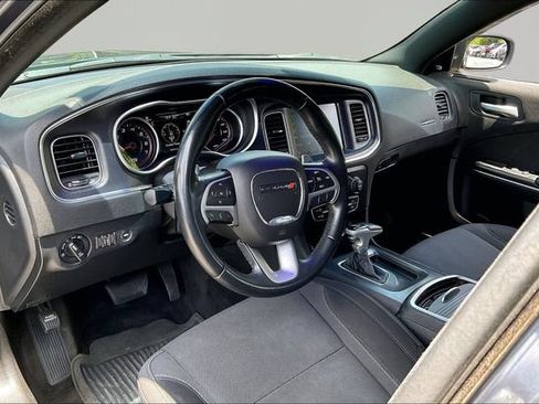 Used 2016 Dodge Charger R/T RWD image 11