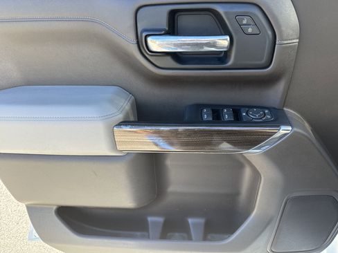 Used 2022 Chevrolet Silverado 1500 LT image 14