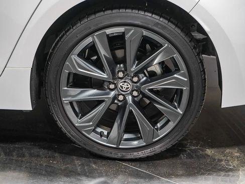 Certified 2025 Toyota Corolla SE w/ Convenience Package image 9