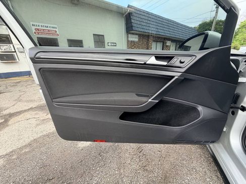 Used 2016 Volkswagen GTI S FWD image 17