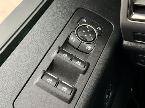 Used 2019 Ford F150 Raptor w/ Equipment Group 802A Luxury AWD/4WD image 31