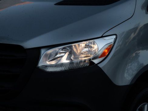 New 2026 Mercedes-Benz Sprinter 2500 image 9