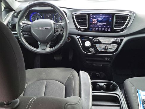 Used 2019 Chrysler Pacifica Touring Plus w/ S Appearance Package image 20