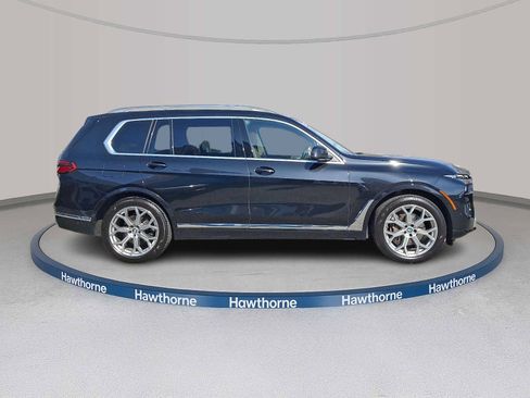Used 2024 BMW X7 xDrive40i w/ Climate Comfort Package AWD/4WD image 7