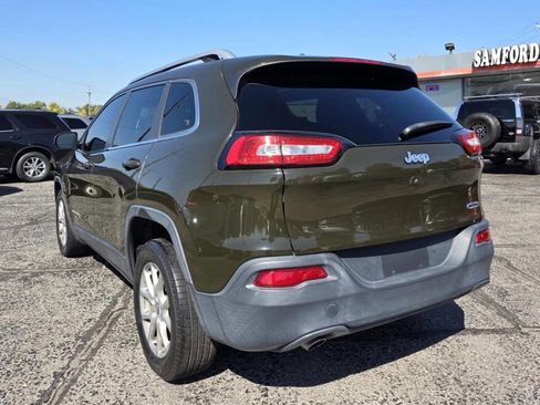 Used 2017 Jeep Cherokee Latitude image 6