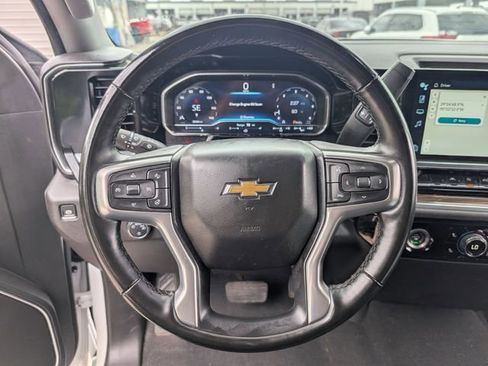 Used 2024 Chevrolet Silverado 1500 LT image 15